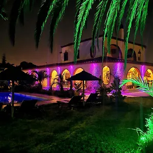 Couette-café Paraiso - Naturism Optional Adults Only, Porches (Algarve)
